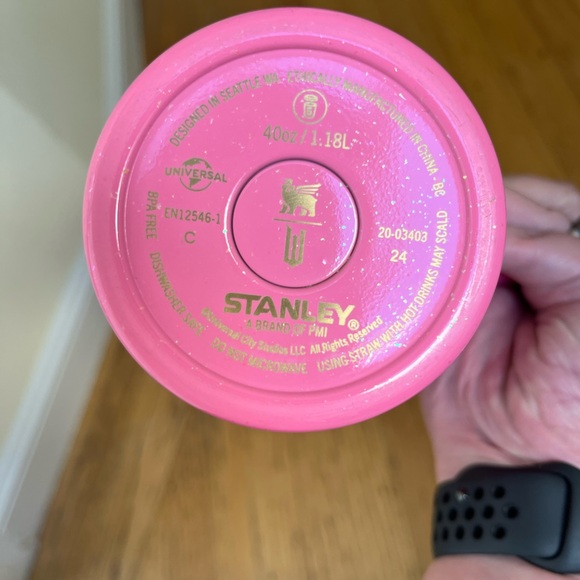 2024 Stanley 40oz Tumbler (Wicked Theme, Glinda) with new straws. - Picture 8 of 12